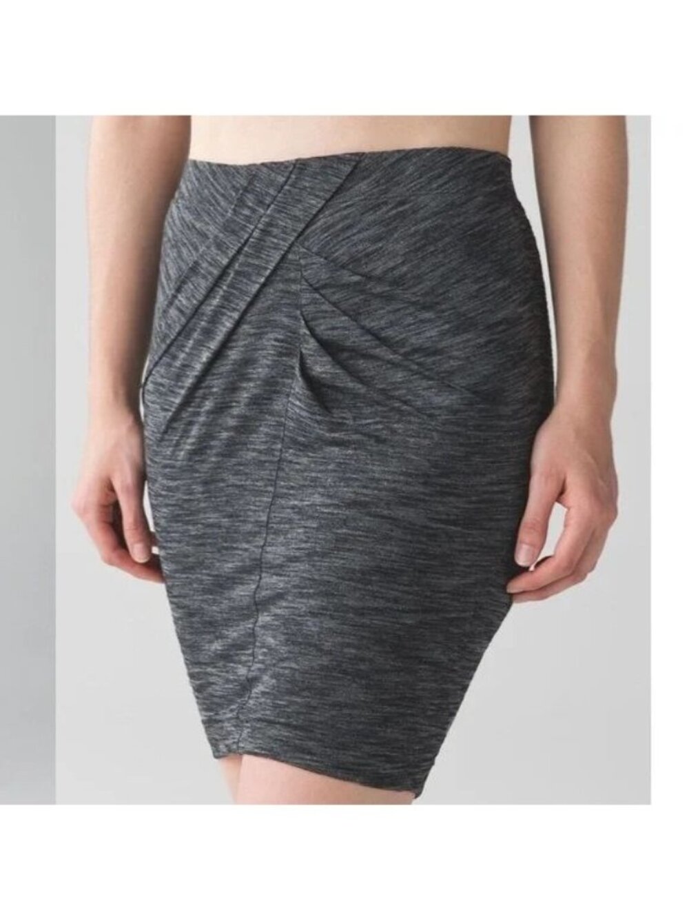 Lululemon Size 4 Grey Heathered Yoga Haven Stretch Pencil Skirt Sweat Wicking